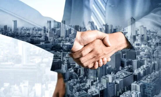 Mergers & Acquisitions Services Across the Full Deal Lifecycle Mergers and Acquisitions Services Across the Full Deal Lifecycle