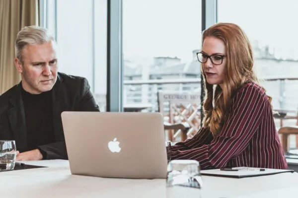 Change Management Metrics (2026): Adoption Scorecards and Leading Indicators